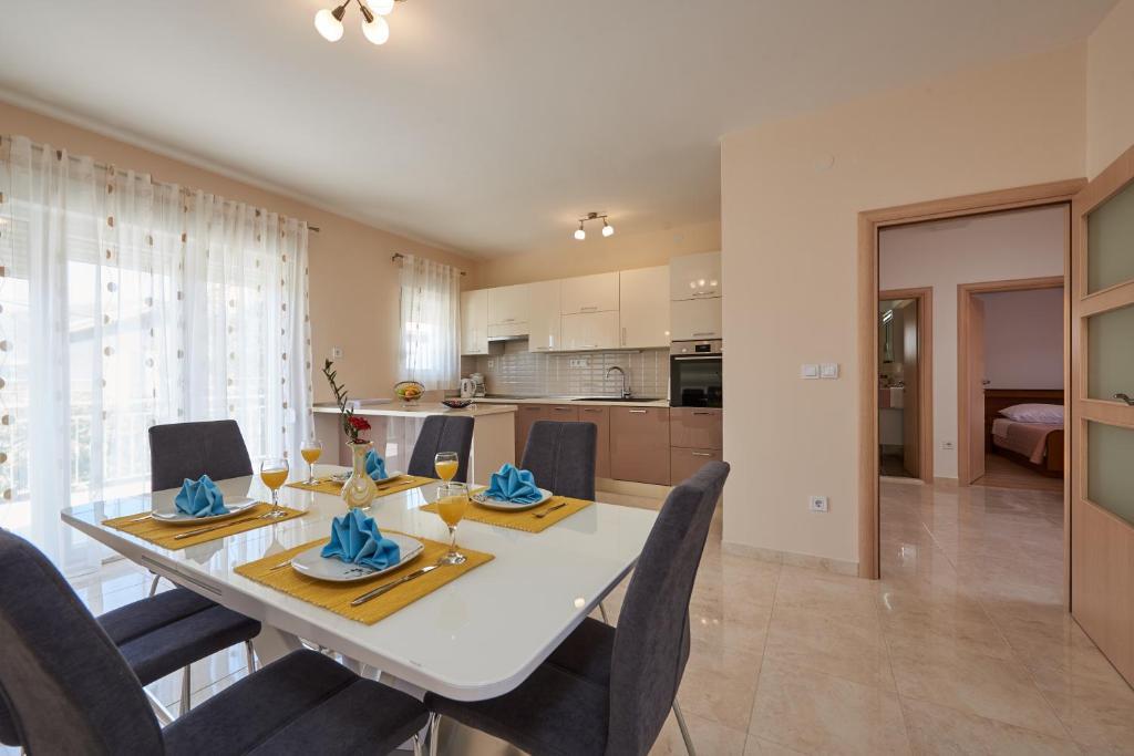 Apartman Tim Trogir Eksteriør bilde